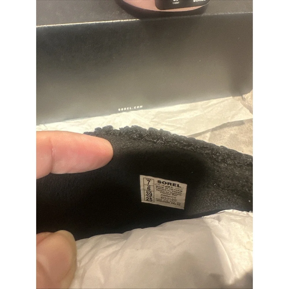 Sorel kids explorer